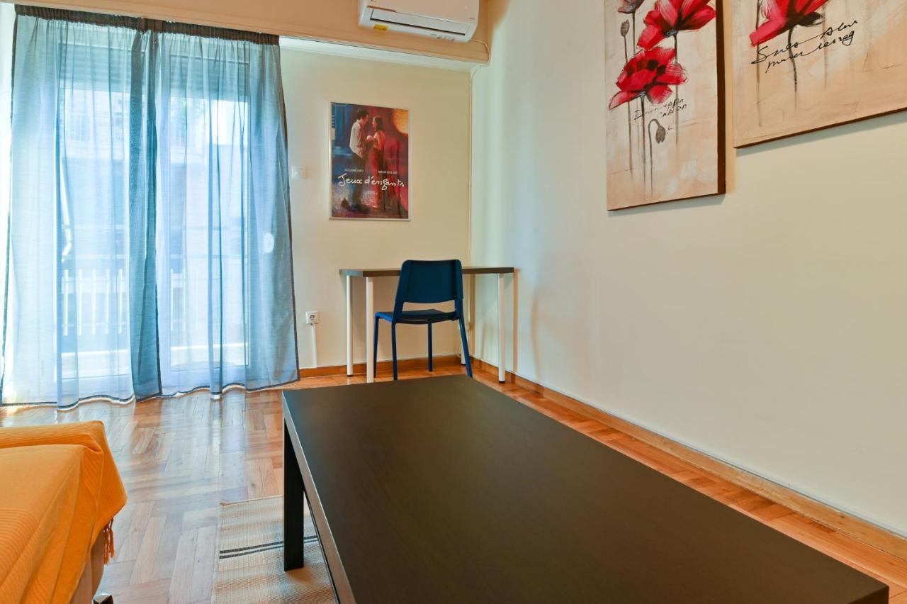 Athens Retreat 1-Bdr Apartment By Wehost أثينا المظهر الخارجي الصورة