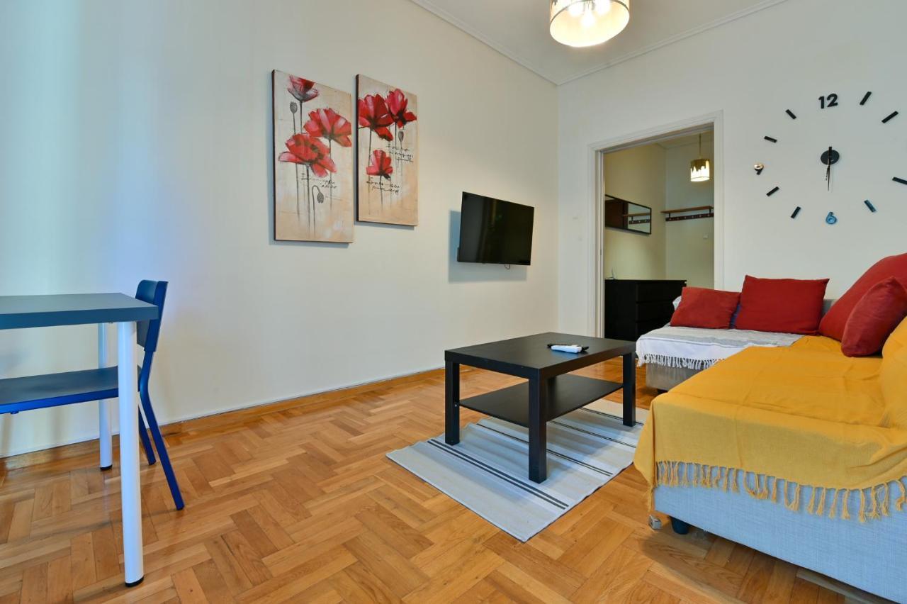 Athens Retreat 1-Bdr Apartment By Wehost أثينا المظهر الخارجي الصورة